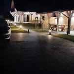 Gwiazda Polnocy Dom Vip Na Wynajem בית נופש